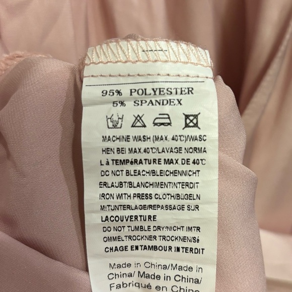 Elegant Soft Pink/ Blush Women's Blouse 🤩 - Picture 7 of 7